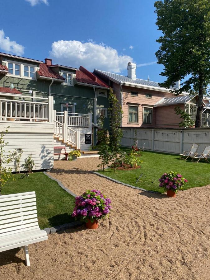 Eleonora Bed & Breakfast Kristinestad Extérieur photo